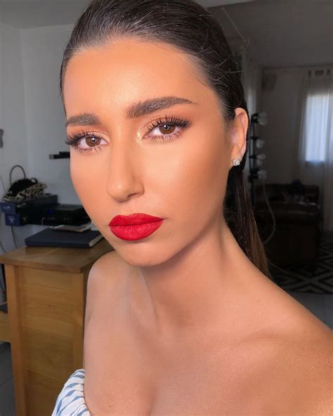 inbal eitan on instagram “glowing skin and a perfect red lips💋 makeup inbal eitan hair