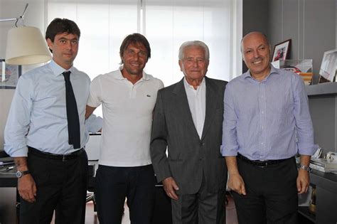 Soprannominato dai suoi avversari marisa, a causa dei suoi boccoli biondi, boniperti è un. Giampiero Boniperti compie 90 anni: una vita alla Juventus ...