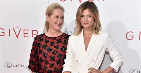 Meryl Streep And Her Daughters Pictures Popsugar Celebrity