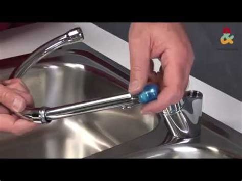 Cómo instalar un grifo de cocina - YouTube