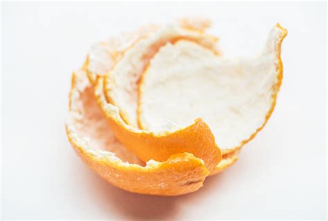 10 Amazing Uses Of Orange Peels And The Side Effects