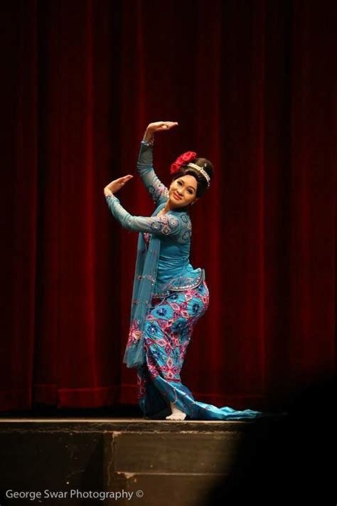 Myanmar Traditional Dance Myanmar Art Burmese Girls Vintage Myanmar