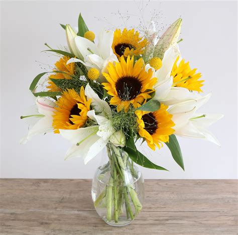 Sunflower And Lillies Bouquet 6 Sunflower 3 White Oriental Lily 3