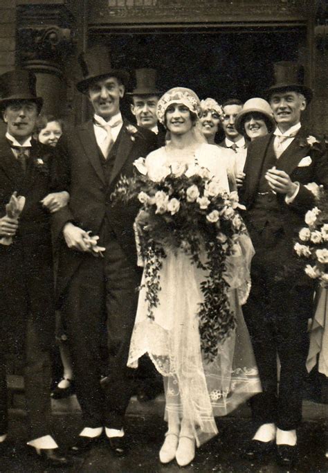 Hours may change under current circumstances 8 Old Wedding Photos - Charming! - The Graphics Fairy