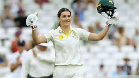 top 10 best most beautiful women cricketer in the world