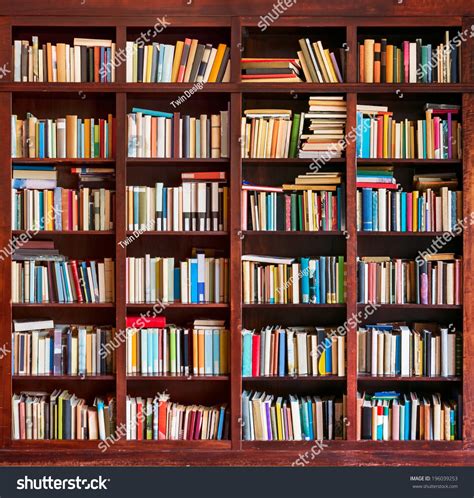 Best 35 Bookshelf Background Hd On Hipwallpaper Bookshelf Wallpaper