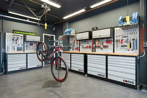 Ремонт велосипедов в гараже как бизнес фото