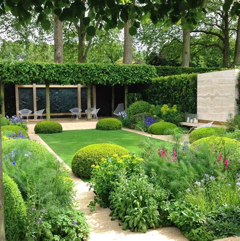 A Modern Take Of A Formal English Italian Garden Dream Garden