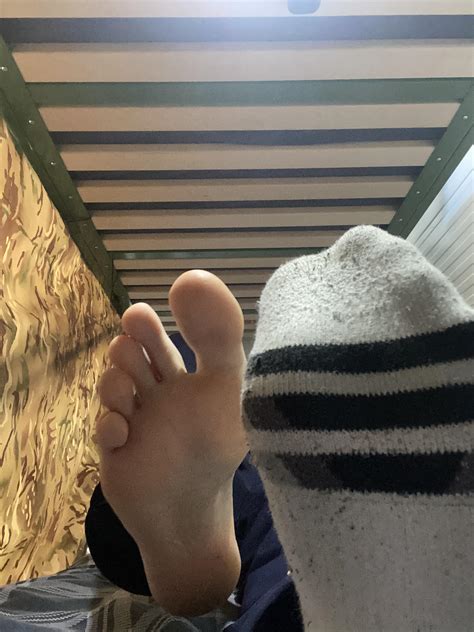 Sniff My Sock Or Suck My Toes You Can Only Pick One 👃🧦 👅🦶 Rsmellysocks