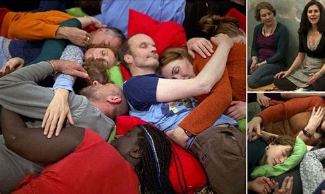 Cuddle Workshop Would You Snuggle Up To A Total Stranger Daily Mail Online