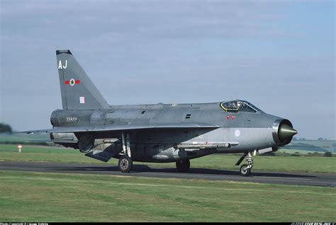 English Electric Lightning F6 Uk Air Force Aviation Photo