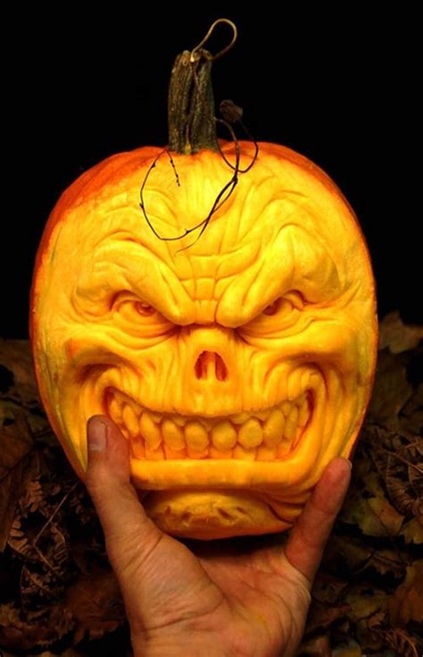 Incredible Pumpkin Carvings By Ray Villafane Amusing Planet