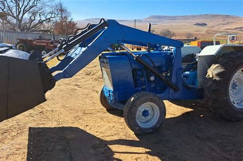 Ford Ford 4000 Tractor With Front End Loader 2wd Tractors Tractors For Sale In Freestate R