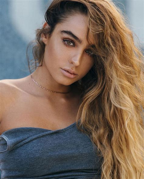 Sommer Ray At A Photoshoot Unkwond Date Hawtcelebs