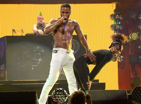 Jason Derulo From Musicians Performing Live On Stage E News