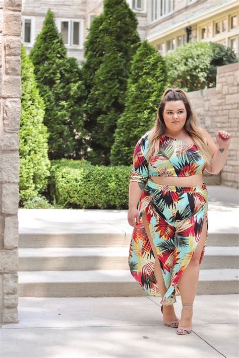 Natalie Craig A Chicago Plus Size Fashion Blogger Reviews Fashion Nova Curves Brittany Sunri