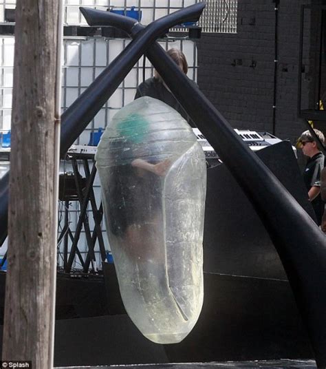 Lady Gaga And Her Egg Hatch In Canada Thejasminebrand