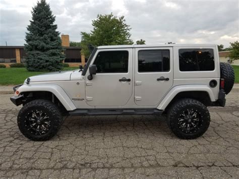 Custom Lifted 2012 Jeep Wrangler Unlimited Sahara 4wd