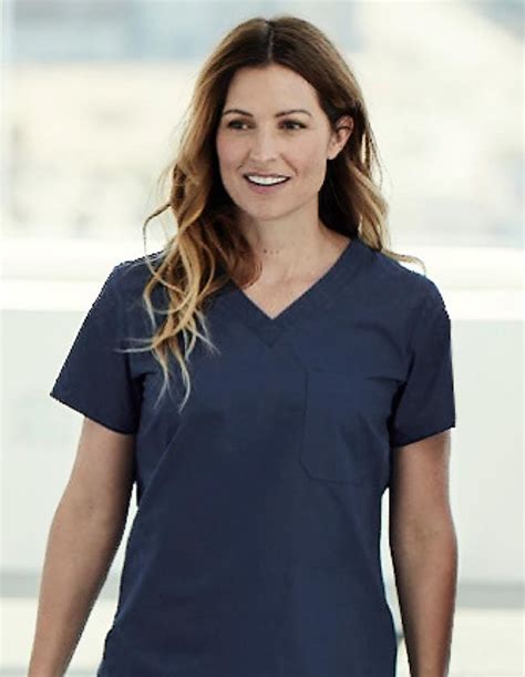 Nursing Scrubs Stylish Comfortable Fitted Perfect For All Nurses