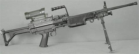 Canadian Military Police Weaponssubmachineguns