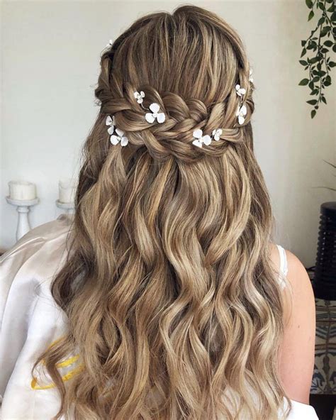 Braided Wedding Hairstyles 2022 Guide 40 Looks By Style Grad Hairstyles Prom Hairstyles For
