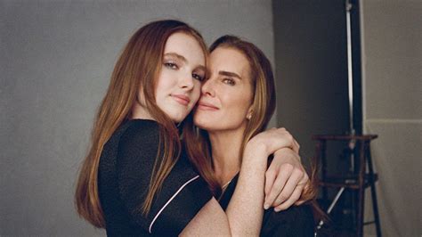 Brooke Shields Reveals The Perfect Mothers Day Present For Every Type Of Mom Brooke Shields