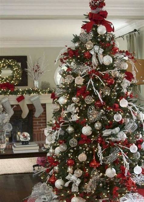 28 Inspiring Festive Christmas Tree Decor Ideas Page 19 Of 30