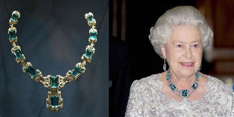 Queen Elizabeths Most Beautiful Jewels Pictures Of The Queens