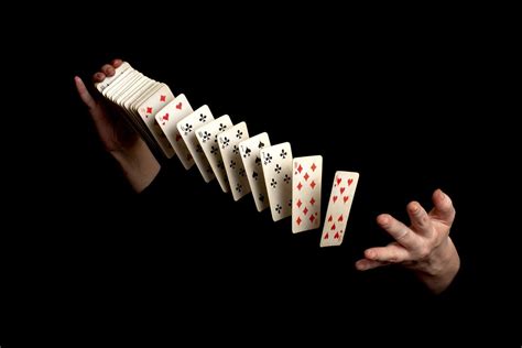 Nov 12, 2019 · world's best and easiest card trick. Unbelievably Easy Card Tricks That Even Beginners Can Perform - Plentifun