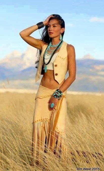 ℙoċαhon⇮αs Native American Women Native American Fashion Native