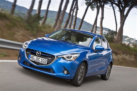 2015 Mazda2 Sports Launch Edition Bundles A Lot For £14995 Autoevolution