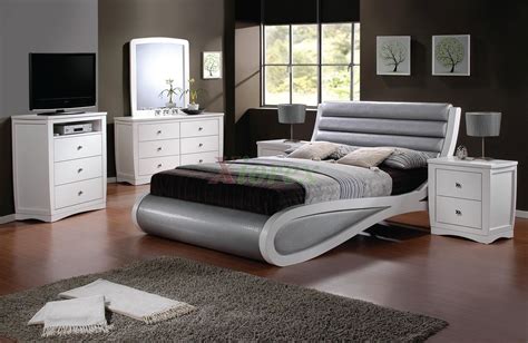 Decorating a teenage bedroom may be rather tricky: Modern Platform Bedroom Furniture Set 147 | Xiorex