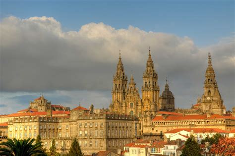146 anuncios de apartamentos en alquiler en santiago de compostela con fotos. Santiago de Compostela Cathedral - Church in Santiago de ...