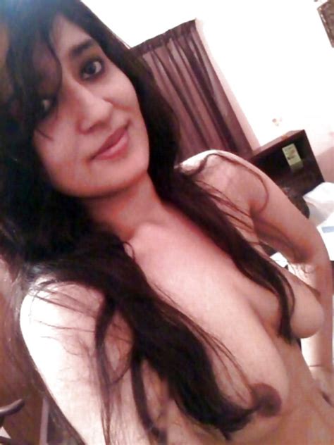 Beautiful Desi Babe Topless Juicy Boobs Teen Images Fuckdesigirls Com