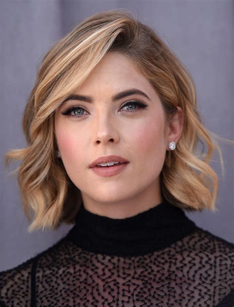 Short straight stacked blonde bob. 25 Bob Hairstyles For Women - HAIRSTYLES