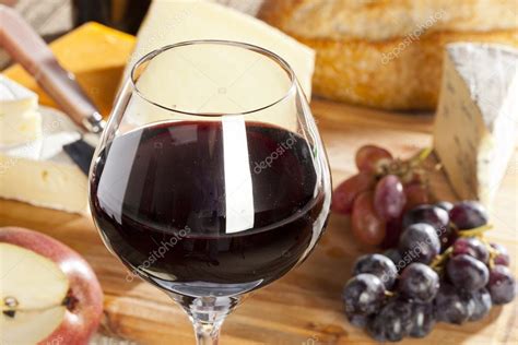 Red Wine And Cheese Plate — Stock Photo © Bhofack2 19966457