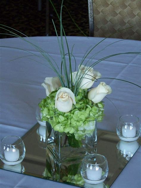 Table Centerpiece A Cube Centerpiece With Green Hydrangea Flickr