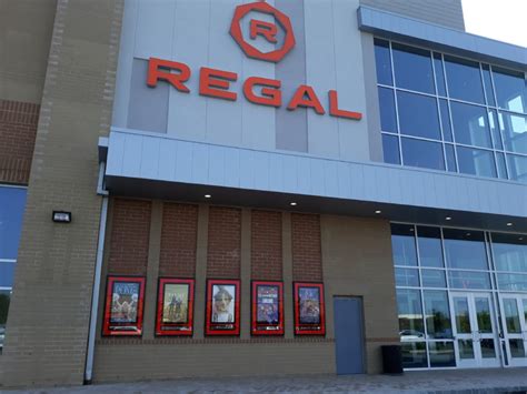 New Regal Theater Now Open At Bricktown Centre In Staten Island