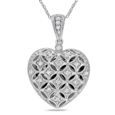 Win Her Heart With This Dazzling Vintage Inspired Diamond Locket