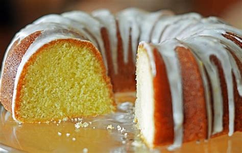 Pound cake gets its name from the traditional pound of butter used to make it. Lemon Buttermilk Pound Cake - Once Upon a Chef