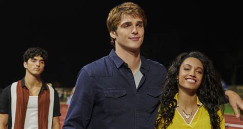 When it comes to season 2, fans can expect the series regulars to return: Who Are The New Characters In 'The Kissing Booth 2′? Find ...