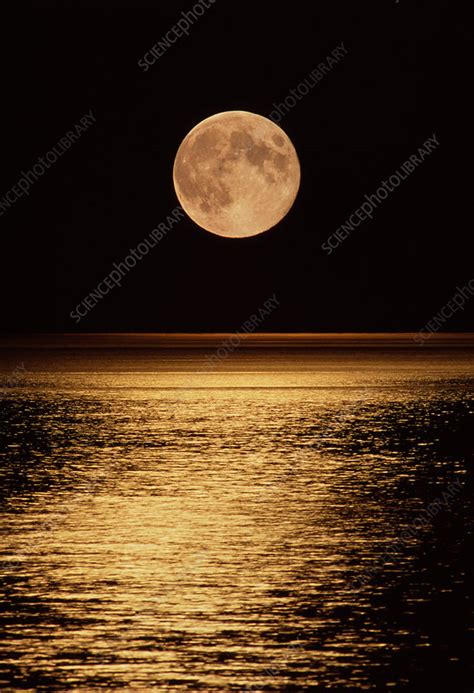 Moonrise Stock Image R3400425 Science Photo Library