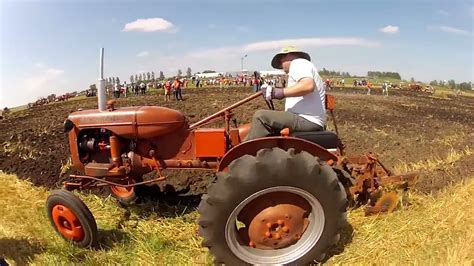 Allis Chalmers B With Snap Coupler Conversion Plowing Youtube