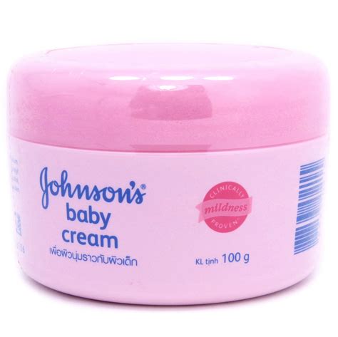 Johnson's baby creamy oil lotion with aloe and vitamin e provides gentle hydration to care for delicate skin and helps protect it from this johnson and johnson lotion is simply amazing! Amazon.com: JOHNSON'S Baby Cream 8 oz: Health & Personal Care