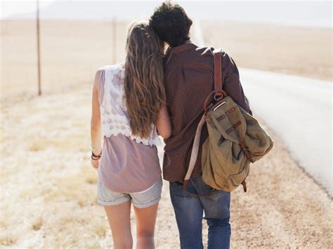 Like mentioned above, love bombing is a manipulative tactic used by narcissistic and abusive individuals.love bombers seek to quickly obtain the affection and attention of someone whom they are. 7 Differences Between A Healthy Relationship And A Toxic ...