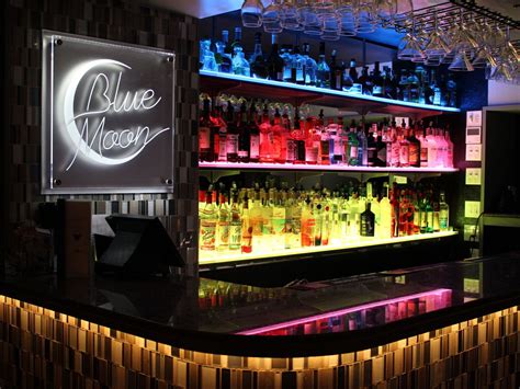 See more ideas about liquor shelf, bottle display, liquor bottles. 3 Foot Double Wide LED Bar Shelf - Bottle Display - Armana ...