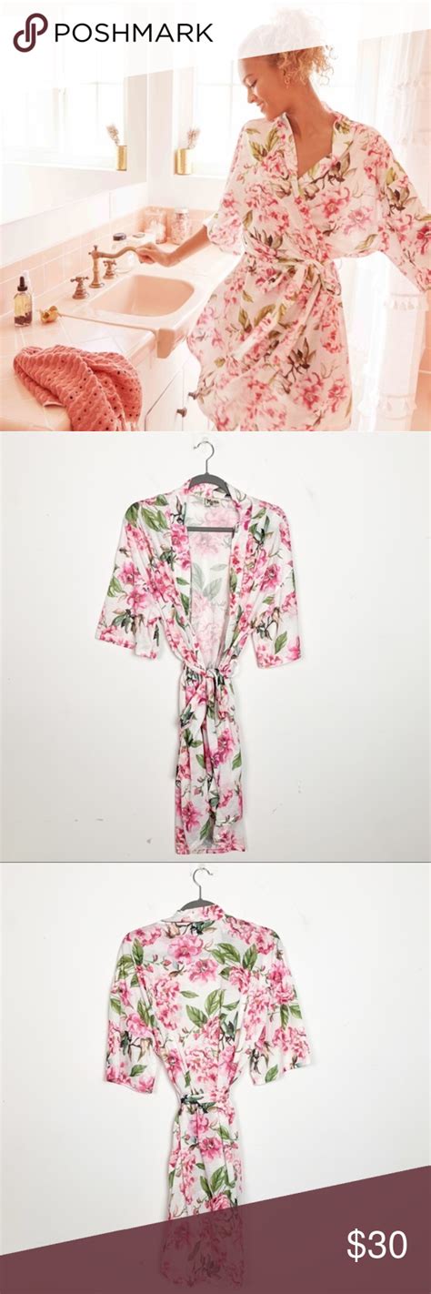 Show Me Your Mumu Brie Robe Garden Of Blooms Pink The
