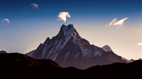 Download Wallpaper 1366x768 Dawn Sky Himalaya Mountains Peak