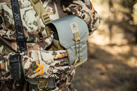Fhf Gear Bino Harness Review Dialed In Hunter