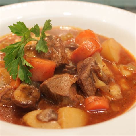 slow cooker beef and vegetable stew